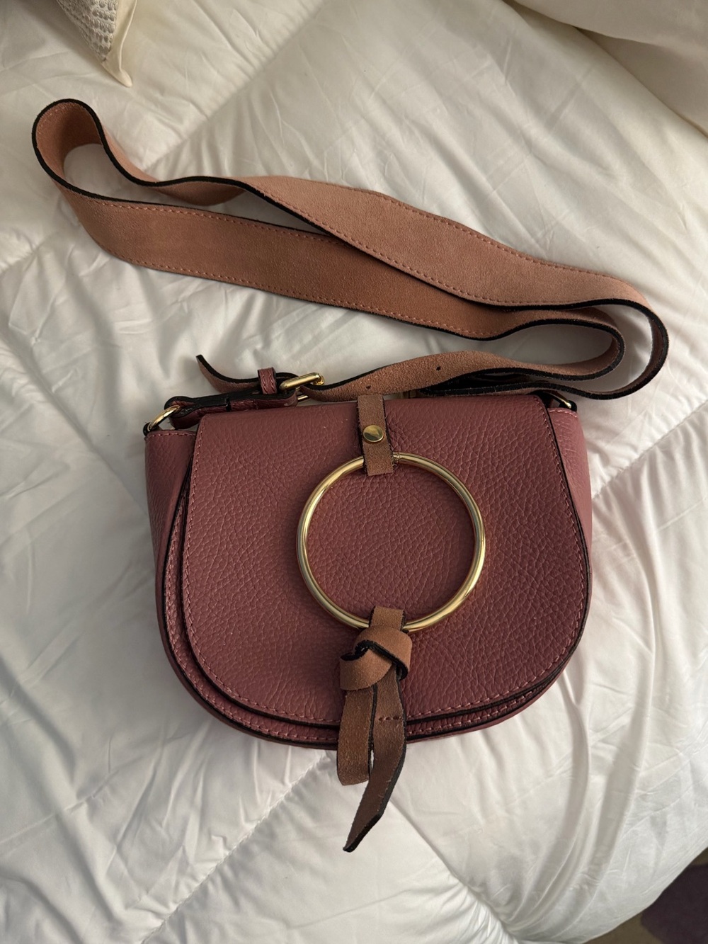 Women's Saddle Crossbody Bag in Dusty Rose with Gold Ring